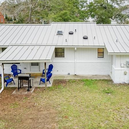 Island Joy - Newly Renovated/Walk To The Beach! Oak Island Exterior foto